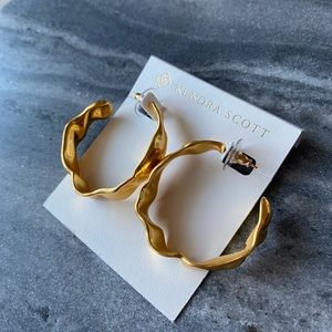 Kendra Scott Holland hoops